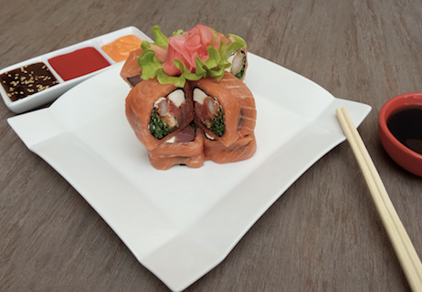 Sushi Ura Maki Sake