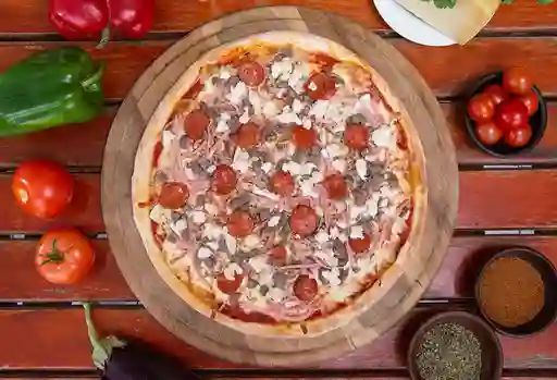 Pizza Tutti Di Carne Mediana