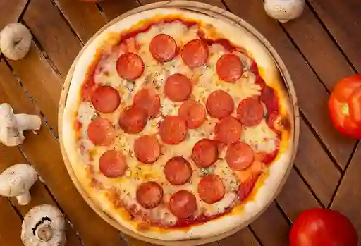 Pizza Pepperoni 32 Cm