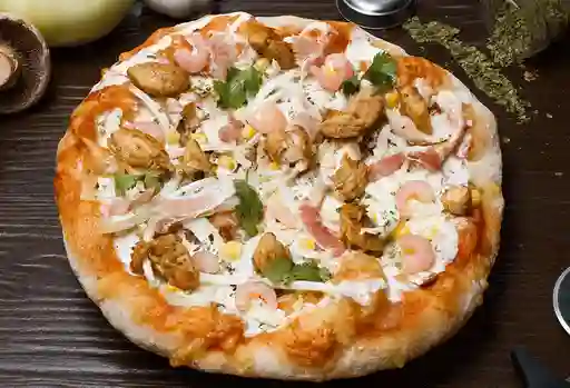 Pizza Mar y Tierra Familiar