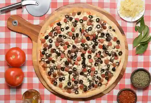 Pizza Scaramuzza Familiar