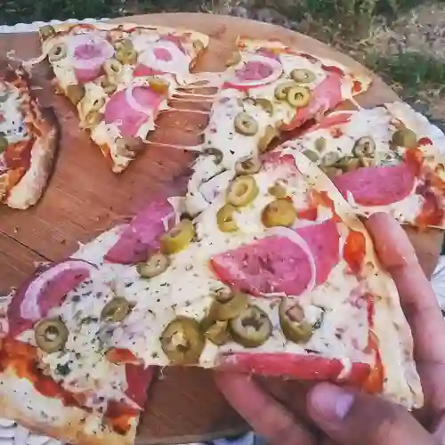 Pizza Roquefort Familiar