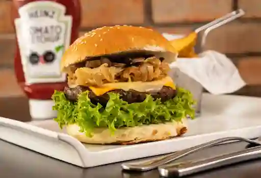 Tribeca Burger + Papas Fritas