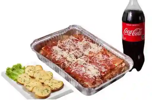 Fontana Lasagna + Pan de Ajo + Bebida