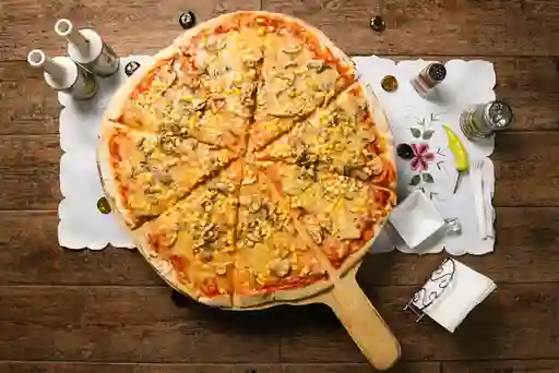 Pizza Mediana Champiñón y Choclo