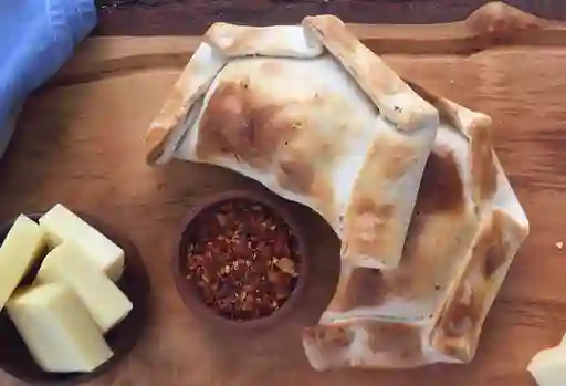 Empanada Queso Carne Merkén