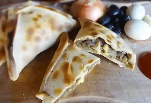 Empanada de Pino con Ají