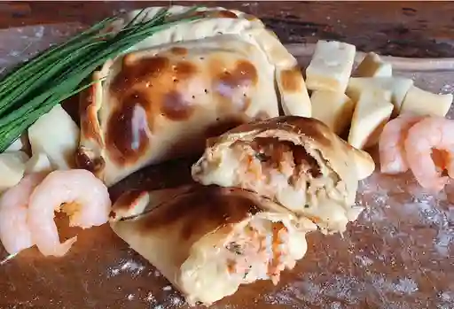 Empanada de Queso Camarón