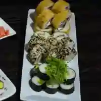 Menú 24 Piezas Roll