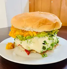 Sándwich Clásico de Lomo