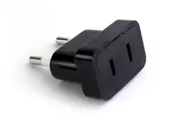 Rema Adaptador Pata Plana Negro 2P