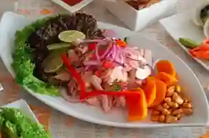 Ceviche Mixto Peruano