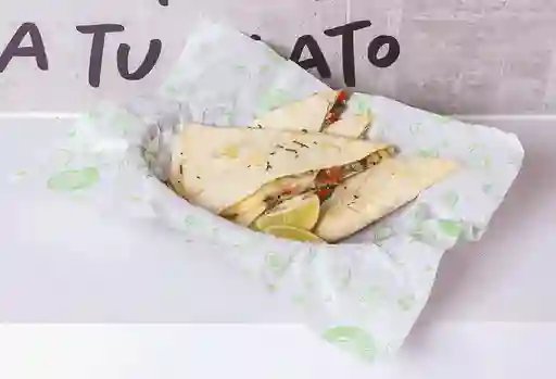 Quesadilla Con Huevo Y Jamón