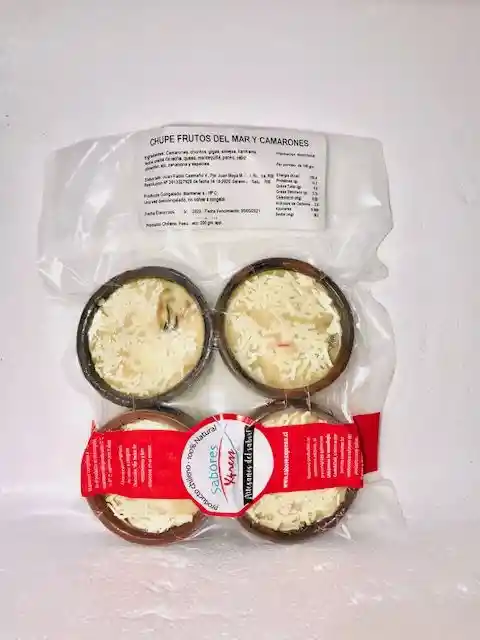 Chupe jaiba y frutos del mar para aperitivo