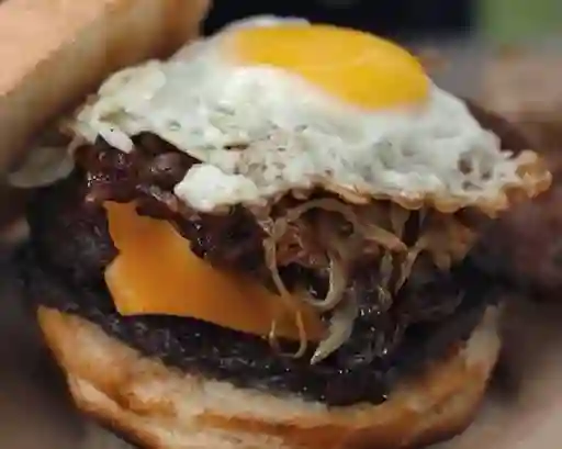 Sandwich Los Volcanes + Papas Fritas