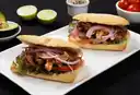 Sándwich Pollo Bbq + 1 Bebida 350Cc