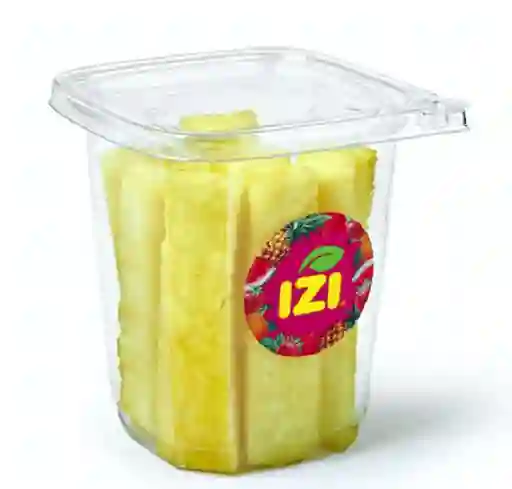 Izi Piña Baston