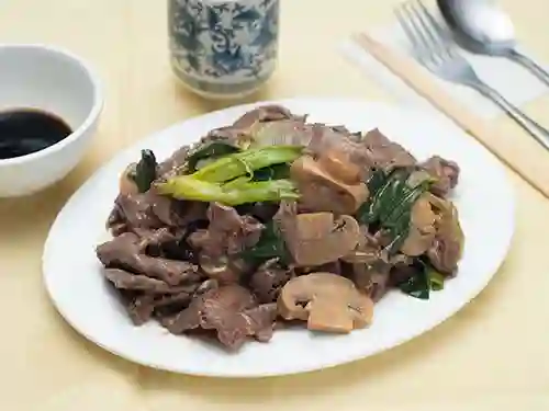 Carne Champinones