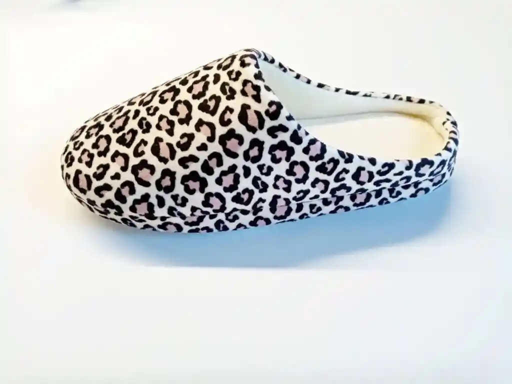 2w Pantuflas Print Lleopard