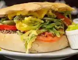 Arma Tú Sandwich