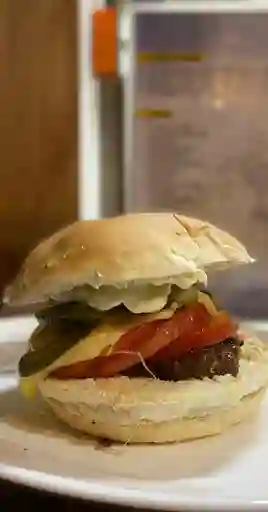 Ulriksen Burger Pepinillos