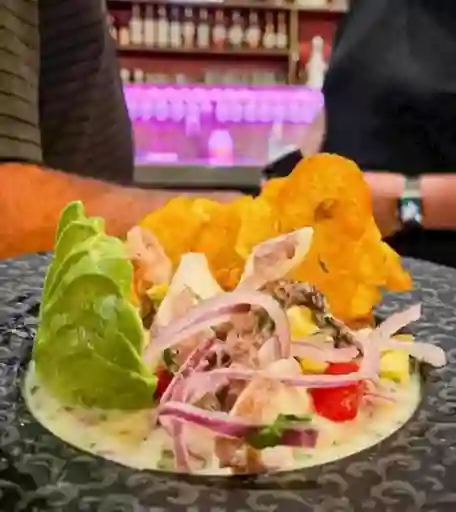 Ceviche Mixto