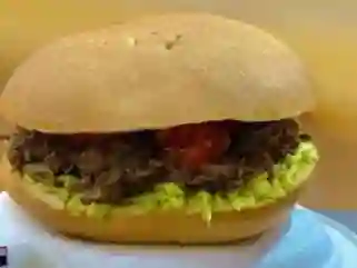 Sándwich de Ropa Vieja Italiano