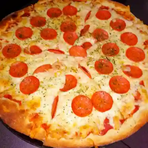 Pizza Pepperoni Familiar
