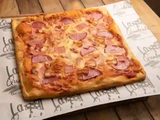 Promo Pizza Familiar + Bebida 1.5 Lt