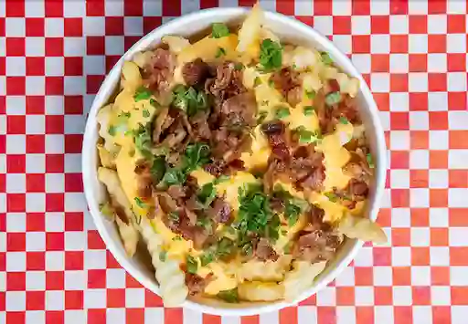 Papas Grandes con Cheddar Bacon