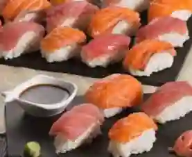 11- Nigiri Surimi (3 Und)