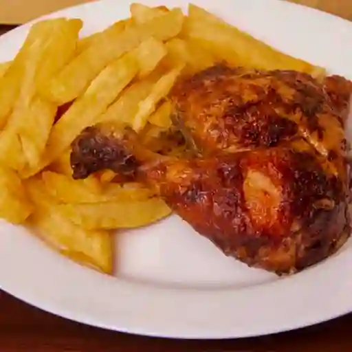 1/4 Pollo Asado con Papas Fritas