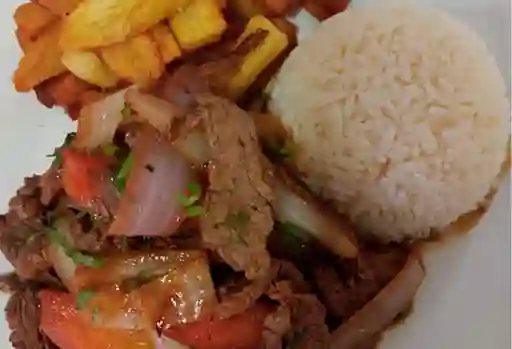 Lomo Saltado