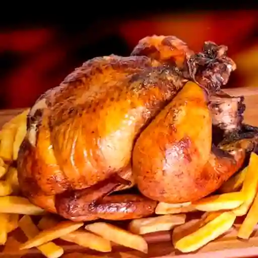 Pollo Entero Asado y Papas