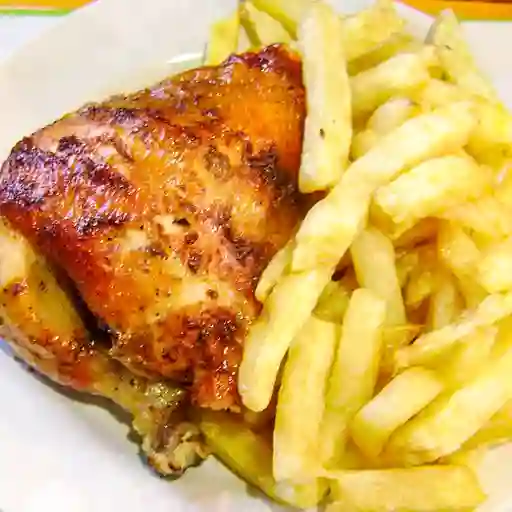 1/2 Pollo Asado con Papas
