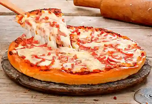 3 Chanchitos - Pizza 38Cm