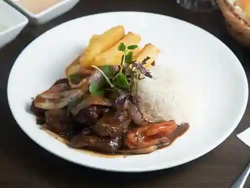 Lomo Saltado