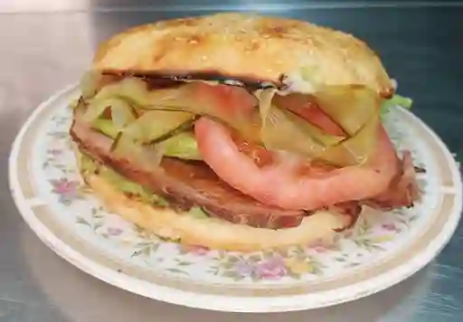 Sándwich de Cerdo Ahumado