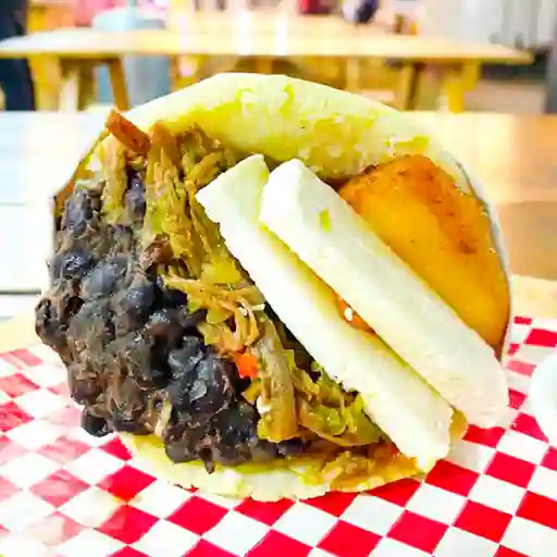 Arepa Pabellón Criollo