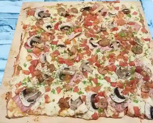 Pizza Cuadratta Mejunje