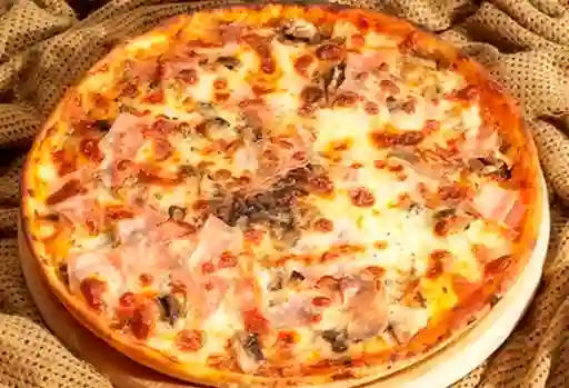 Pizza Mediana Prosciutto E Funghi