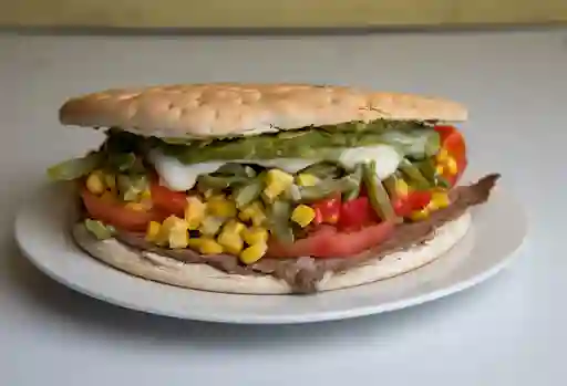 Sándwich de Churrasco y Porotos