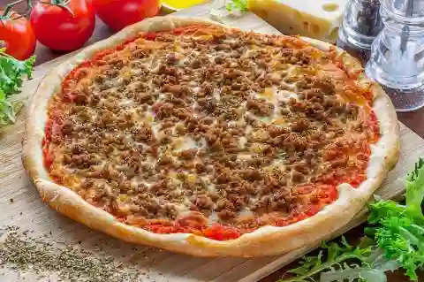 Pizza 4 Carnes Mediana