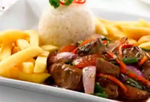 Lomo Saltado
