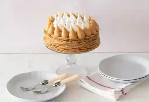 Torta Hojarasca con Manjar y Nuez 10