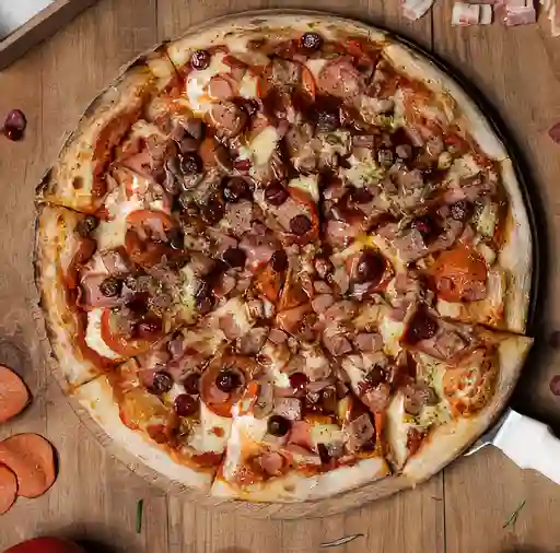 Pizza Carnívora Mediana