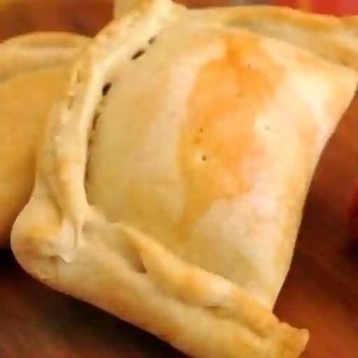 2 Empanadas