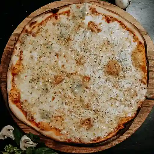 Pizza Cuatro Quesos