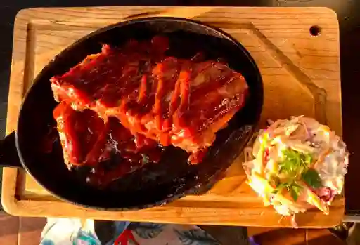 Baby Back Ribs con Acompañamiento