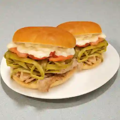 Dúo Lomito Chacarero